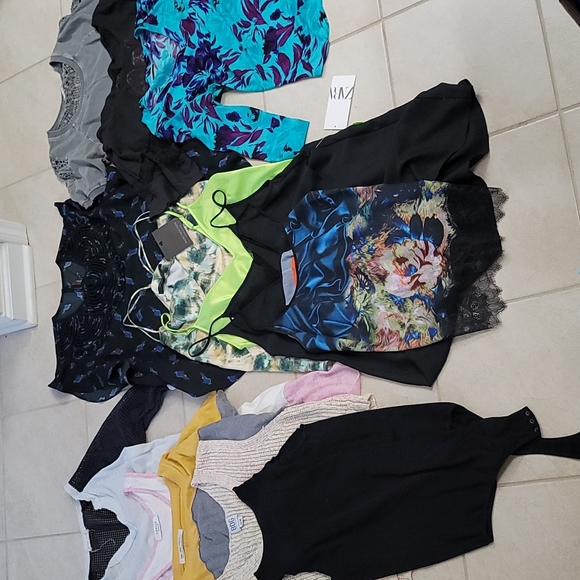 Free People Tops - $25 for all! 5lbs box!